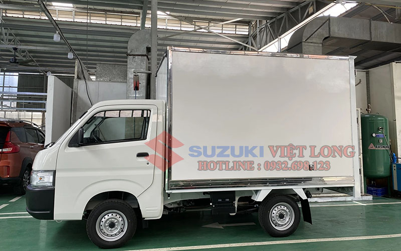 Hông xe Suzuki Pro thùng kín Composite