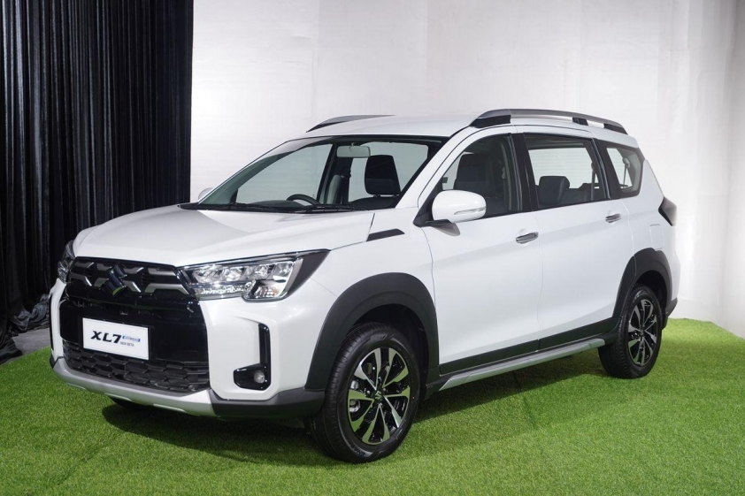 Suzuki XL7 2027 lộ diện: Thiết kế mới, tiếp tục dùng động cơ hybrid