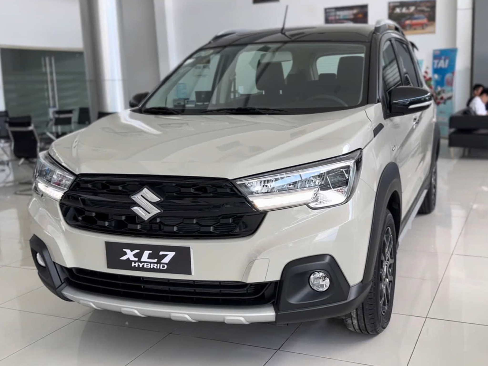 Suzuki XL7 Hybrid 2 Tone