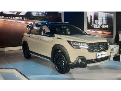 Suzuki XL7 Hybrid có những trang bị và công nghệ nổi bật nào?
