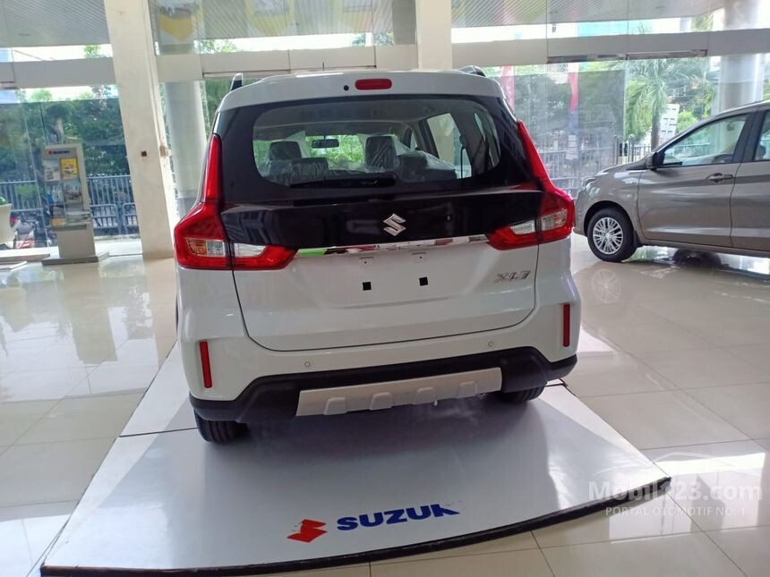 Suzuki XL7 2021