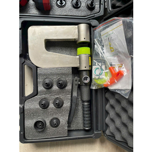 Đột máng cáp thủy lực SYD-32D