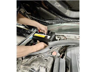 Tại sao ắc quy ô tô nhanh yếu vào mùa đông? Nguyên nhân & cách khắc phục