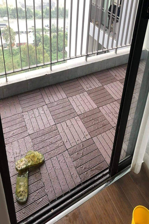 Vỉ nhựa chống trơn nan sọc