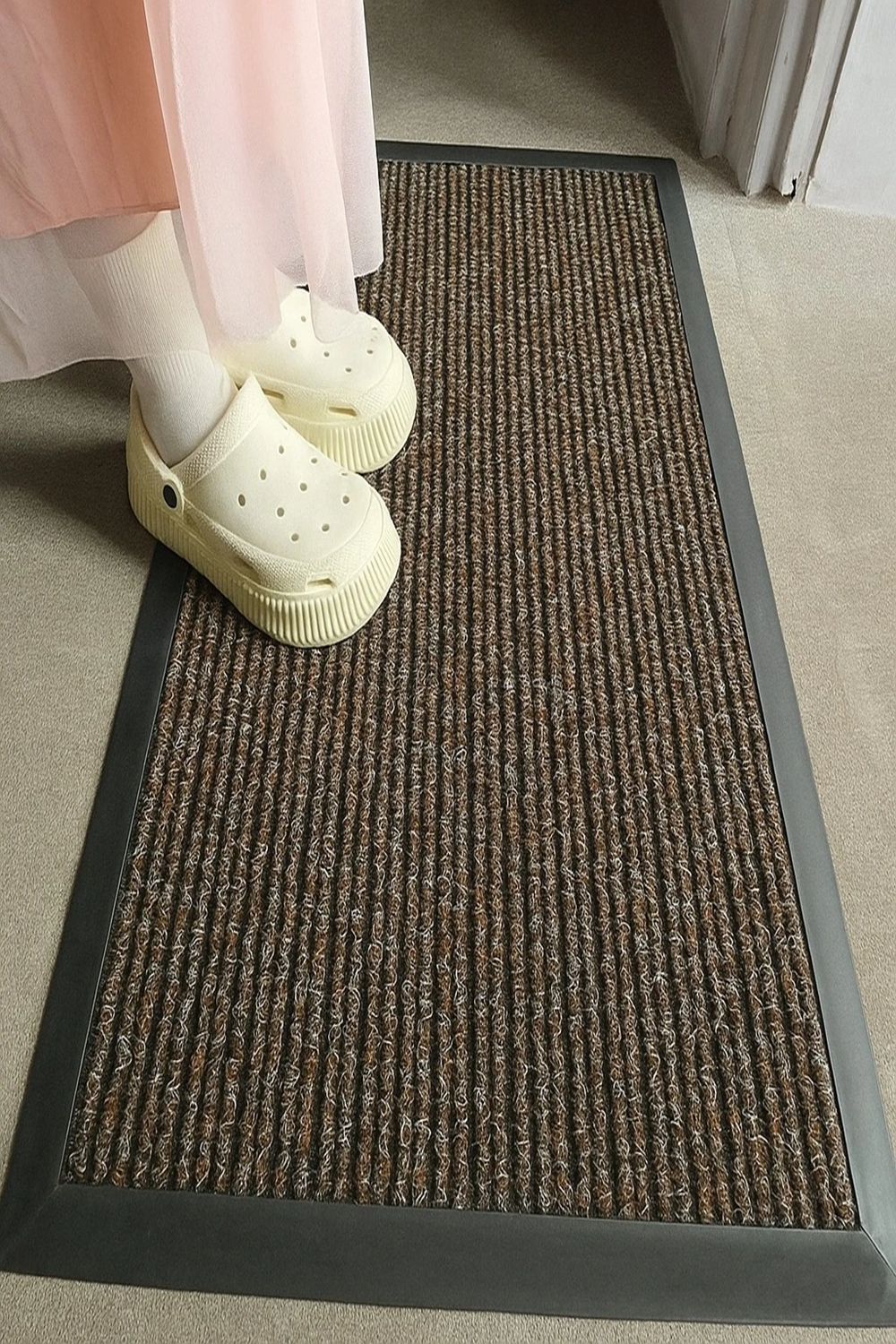 Tấm thảm chùi chân 3M cao cấp siêu bền, thấm nước tốt sản xuất theo yêu cầu và bo viền cao su LV-3MSUPER1G HNO