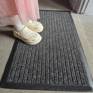 Tấm thảm chùi chân 3M cao cấp siêu bền, thấm nước tốt sản xuất theo yêu cầu và bo viền cao su LV-3MSTRIPMAT-3G HNO