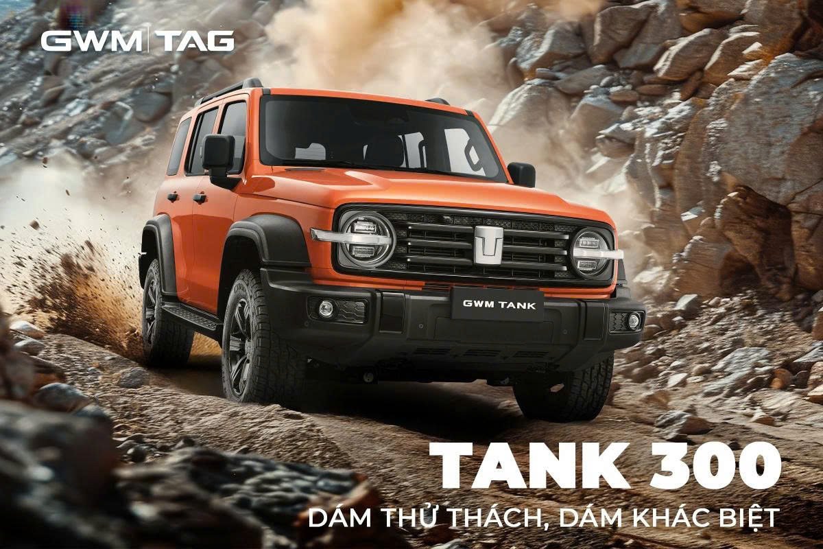 Tank 300 bản xăng ICE