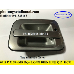 TAY MỞ CỬA NGOÀI HUYNDAI XCIENT