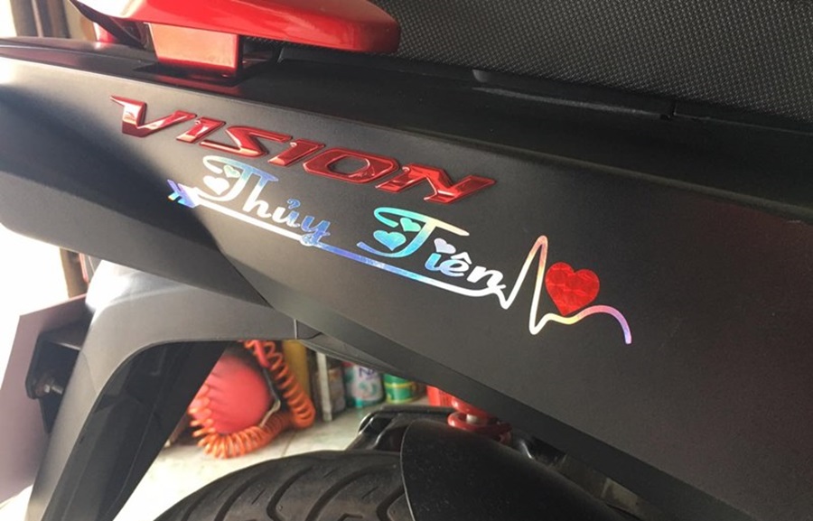 Cao sang Decal chuyên thiết kế tem chữ dán xe theo yêu cầu
