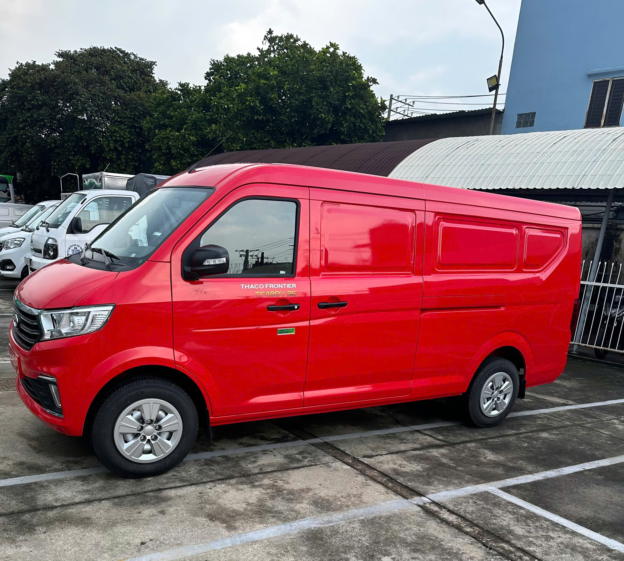 Xe VAN TF480V2S SƠN MÀU ĐỎ J&T