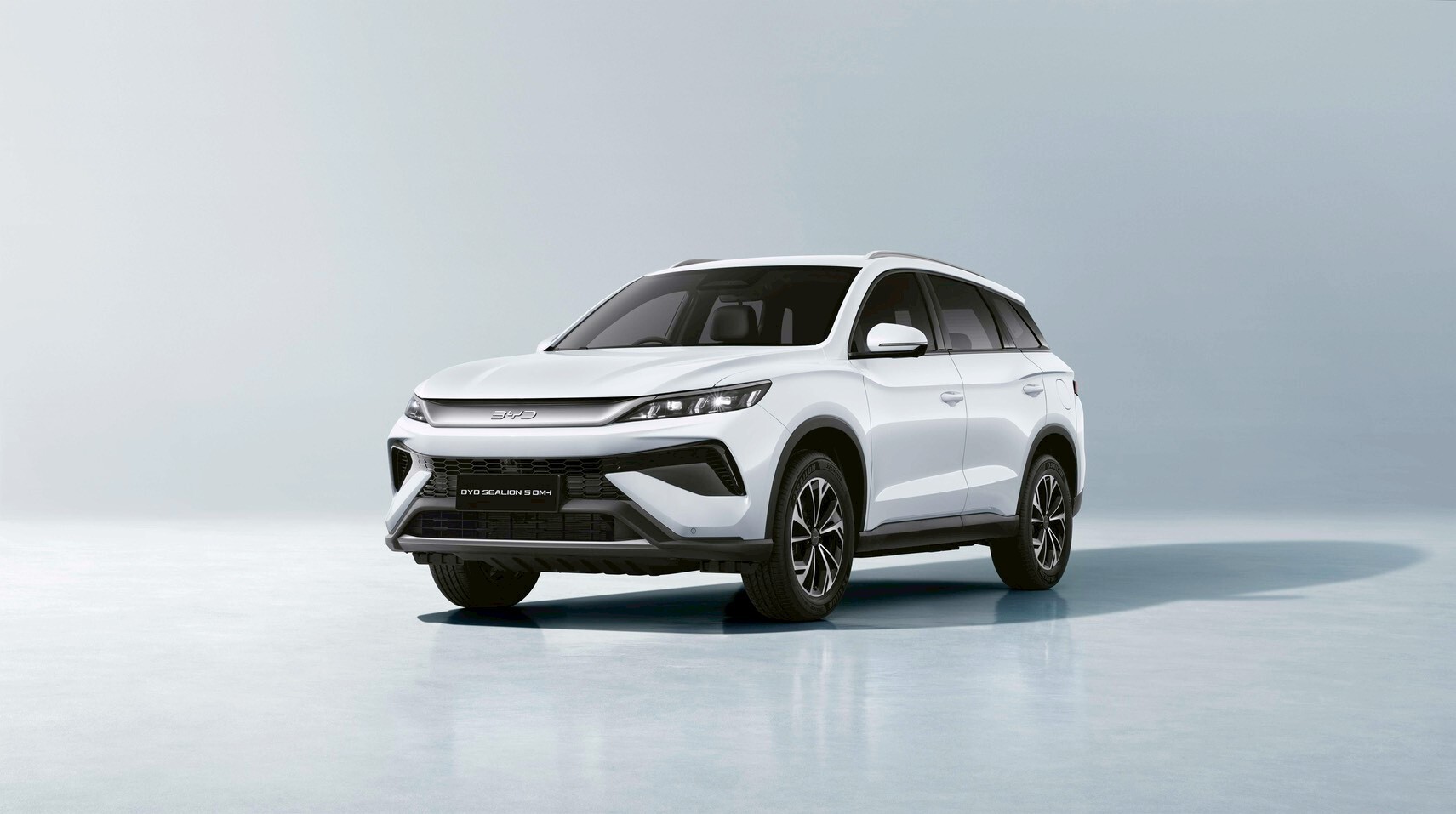 BYD Sealion 5