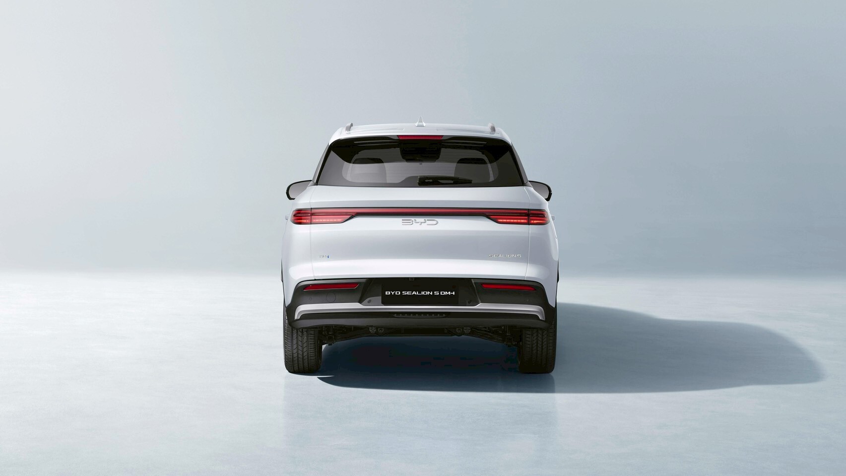 BYD Sealion 5