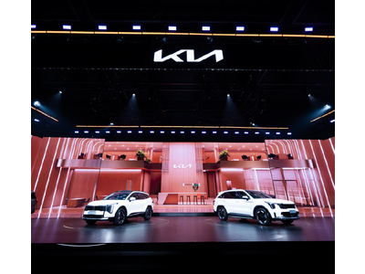 THACO AUTO công bố giá bộ đôi Kia SUV Hybrid New Sportage và New Sorento