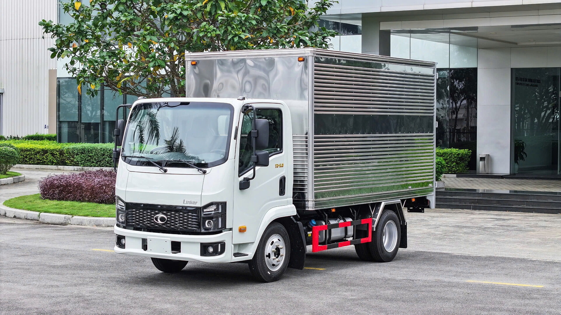 THACO Linker T2-5.0 - Thùng Kín - tải trọng 1.49T/1.99T