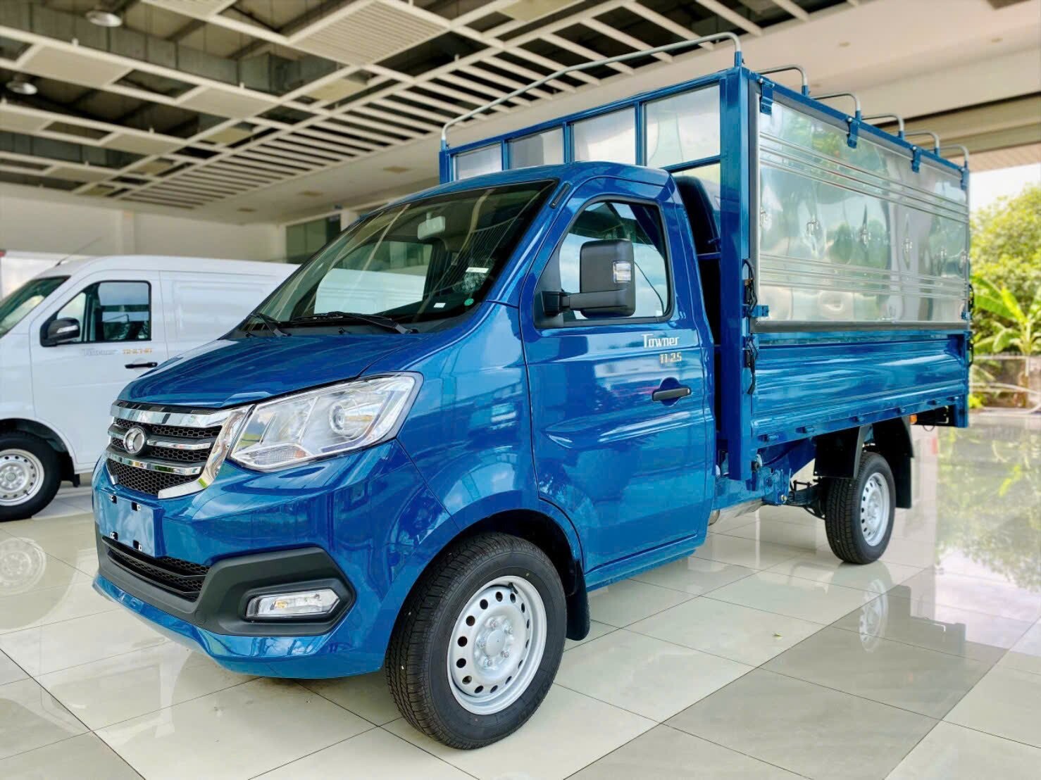 THACO TOWNER T1-25 TẢI 990kg MUI BẠT MỞ VỸ BÁN HÀNG