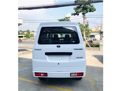 Xe tải Thaco Towner Van 5S - Tải trọng 750kg
