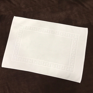 Thảm Chân Khách Sạn Tiết Kiệm 45x60-250 Dệt Zigzag Màu Trắng