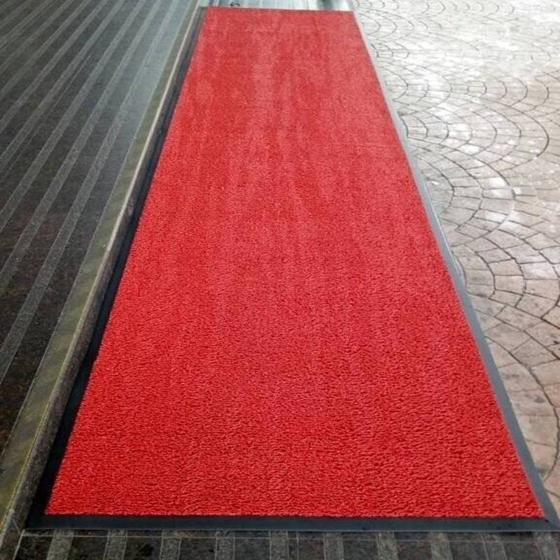 Thảm rối chùi chân 3M Nomad Carpet Matting lấy bụi giữ nước chống trơn trượt sản xuất theo yêu cầu và bo viền cao su 3M6850 HNO