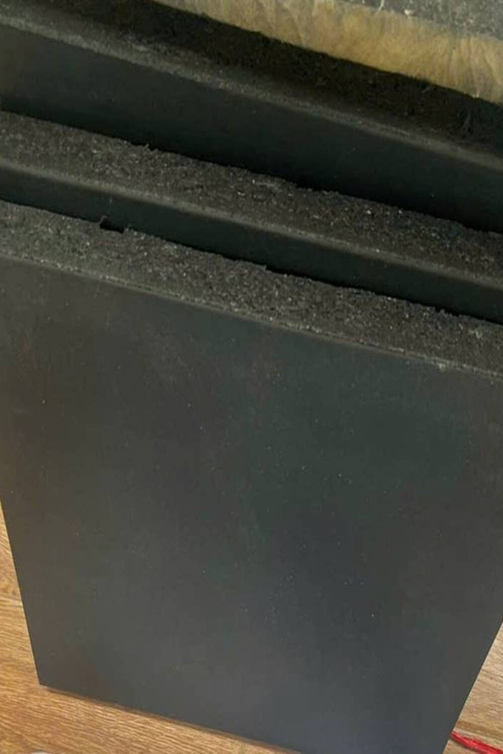 Thảm gạch cao su phòng Gym KT 50cmx50cm - 1mx1m bề mặt đen mịn phủ thảm EPDF ML-RUBBER 003