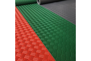 THẢM NHỰA BA QUE