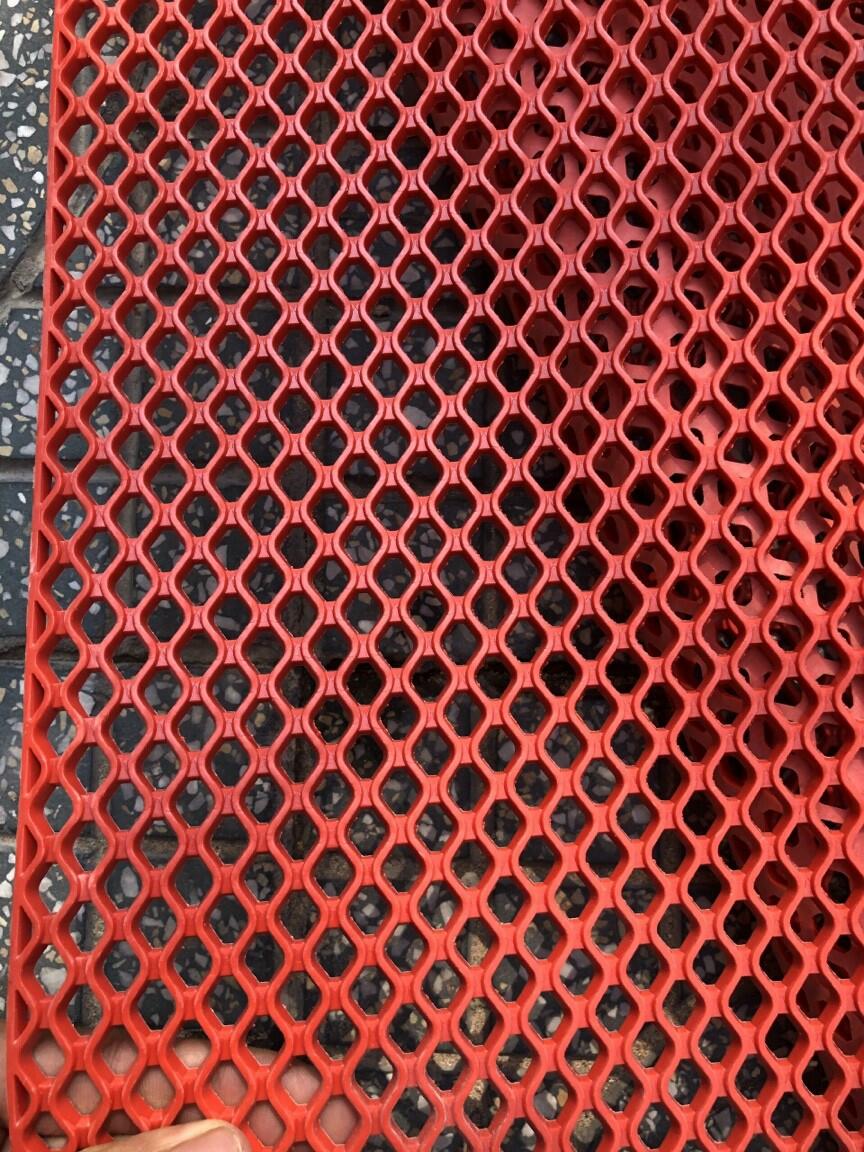 thảm nhựa lưới dầy 