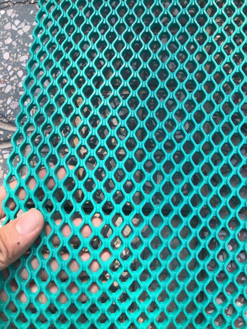 thảm nhựa lưới cao cấp