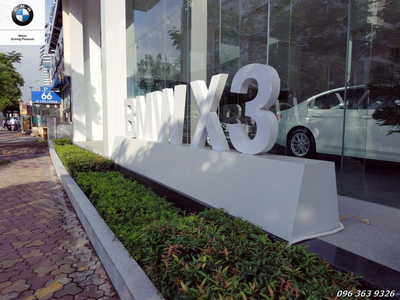 Thăm quan Showroom BMW Lê Văn Lương Hà Nội