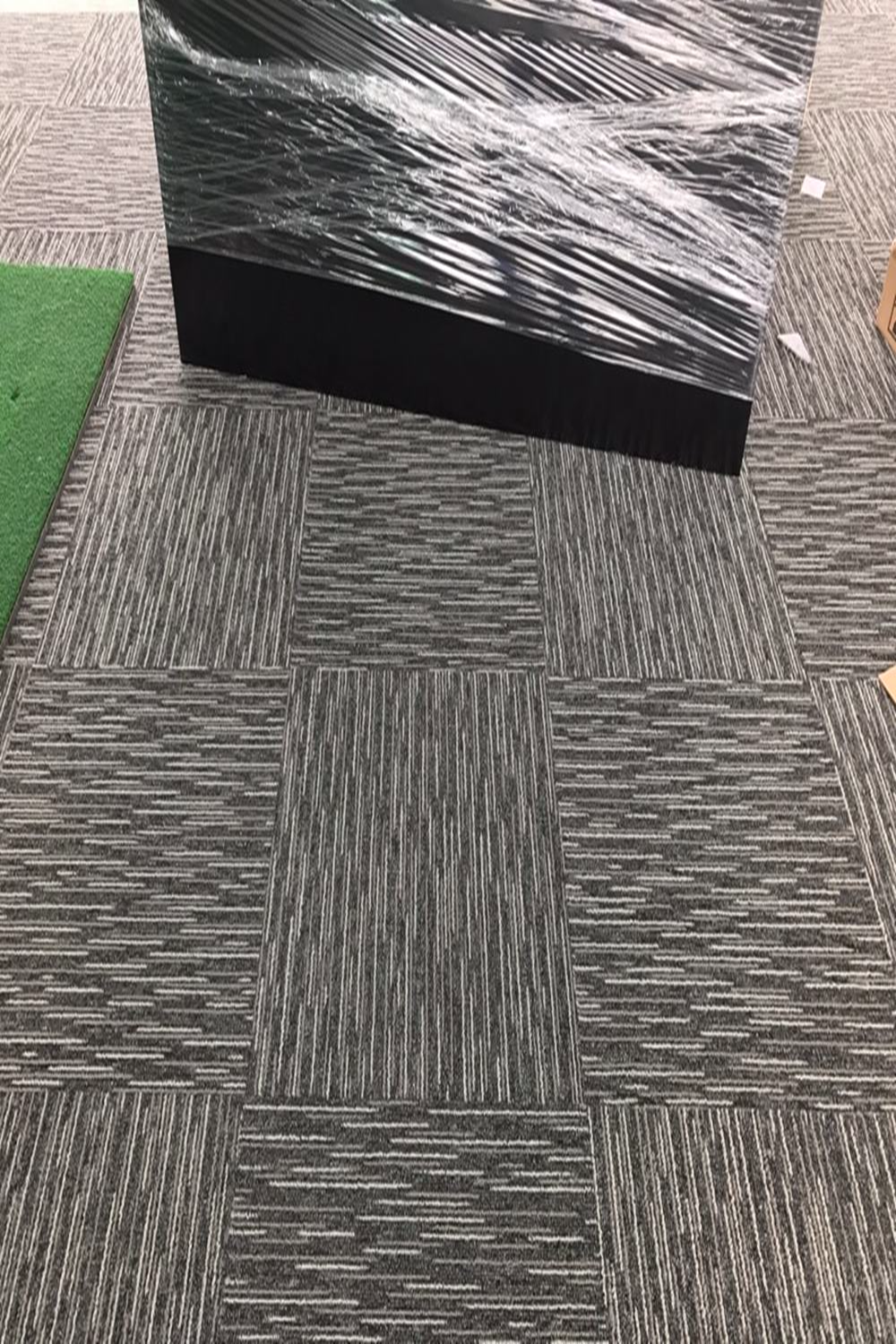 Thảm trải sàn gạch đế cao su KT 50cmx50cm THC-BASIC 03 HNM