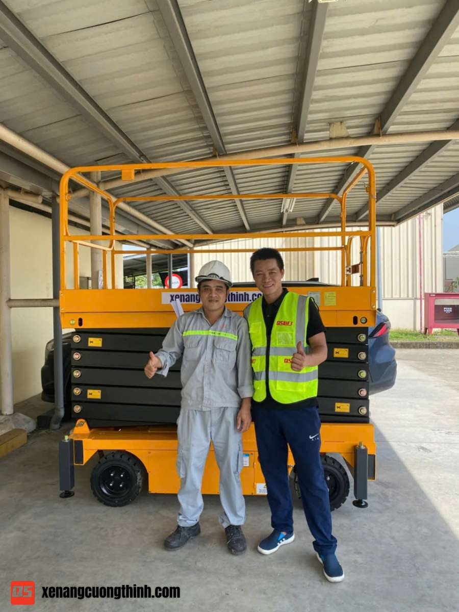 Bàn Giao Thang Nâng Người Giá Rẻ 11m | Xe Nâng Cường Thịnhv