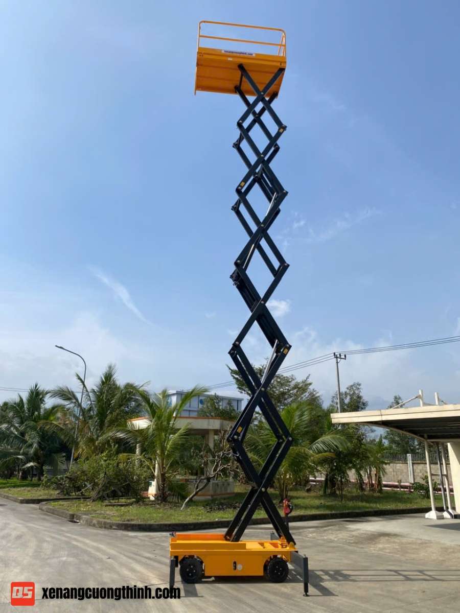 Thang Nâng Người Bán Tự Hành Giá Rẻ 11m | Xe Nâng Cường Thịnh