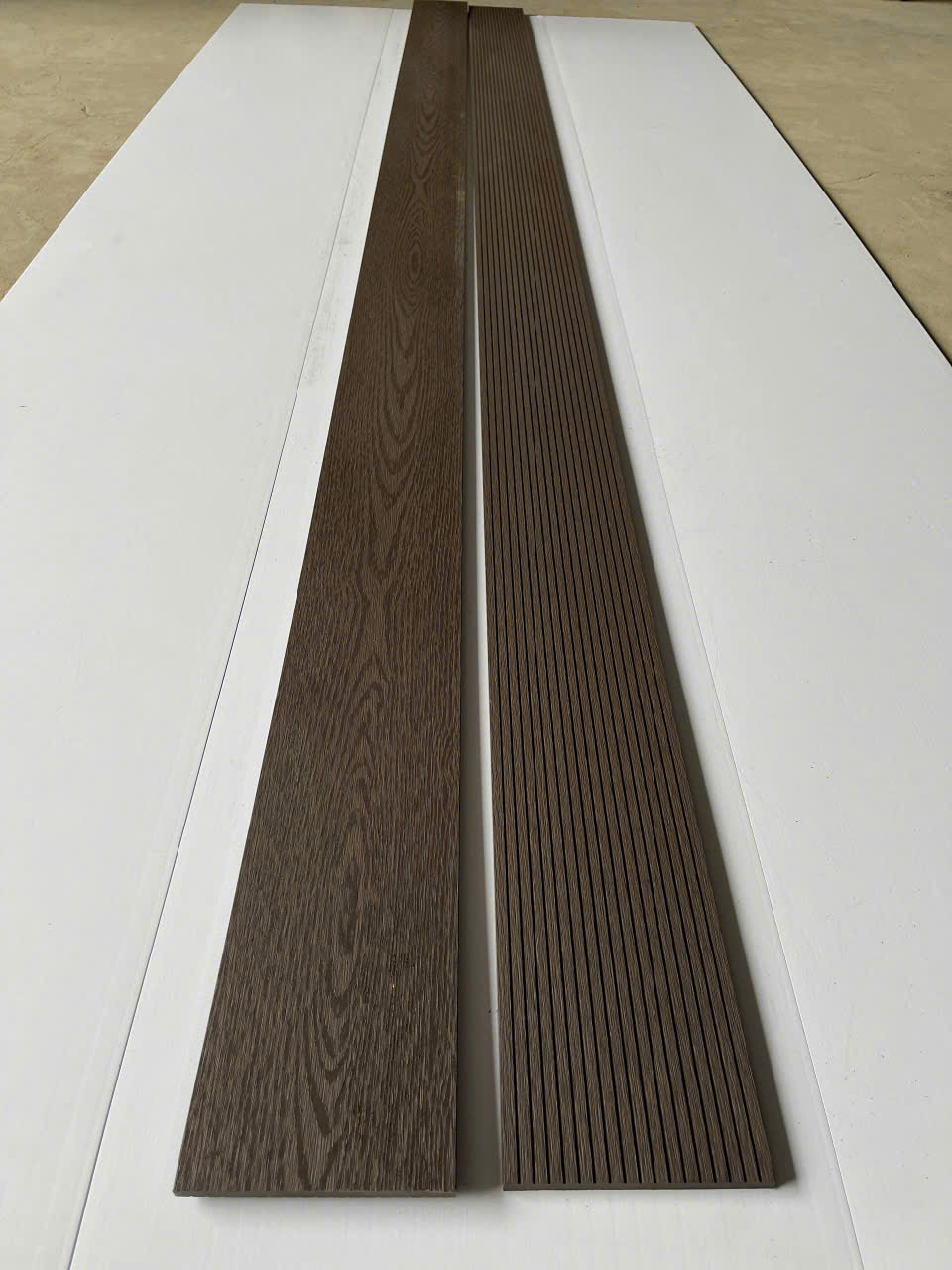 Hàng rào gỗ nhựa ngoài trời - giá hoàn thiện (khu vực Bắc Bộ)