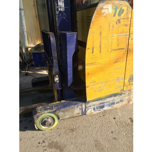 Bánh xe nâng điện Komatsu FB10RL-11