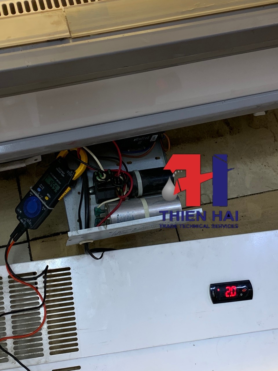 THAY MÁY NÉN LẠNH 2HP TẠI WINMART CỘNG HÒA