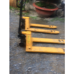 Thay mới bơm thủy lực xe nâng tay tải trọng 2500kg