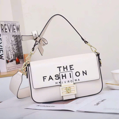 The Fashion Maxi Baguette 2024