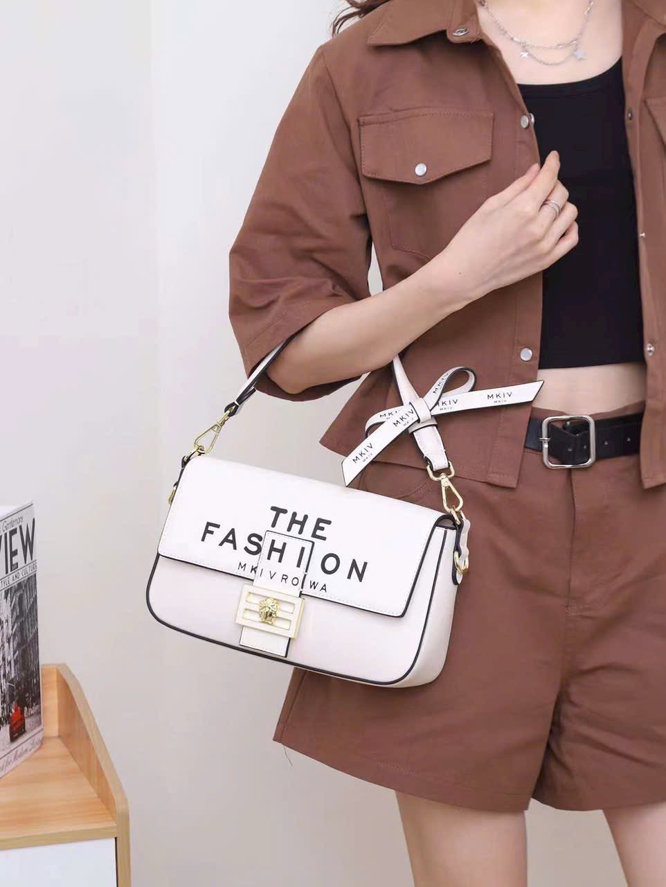 The Fashion Maxi Baguette 2024