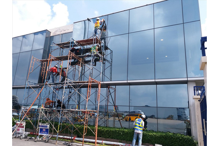 Thi công phục hồi kính và trám phủ nano bảo vệ kính cảng vụ hàng không SBTNS Giai đoạn 2
