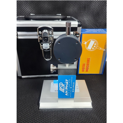 Thiết bị đo chiều dày sơn kẻ đường