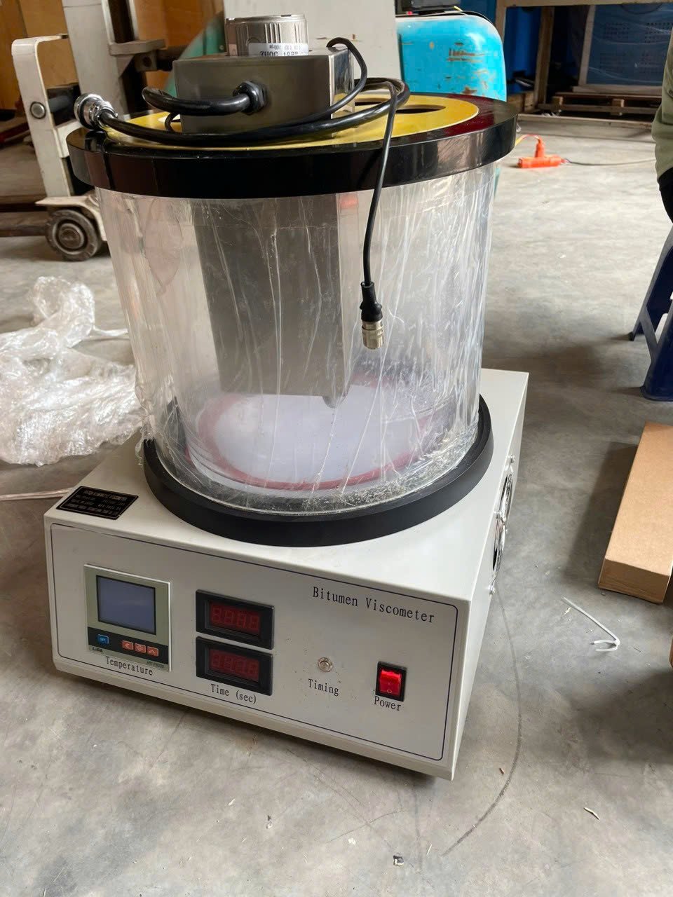 Thiết bị xác định độ nhớt động bitum