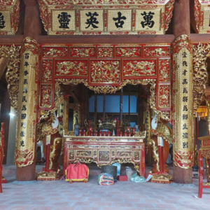BÀN THỜ Ô XA, CỬA VÕNG Ô XA