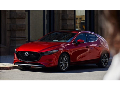 THÔNG TIN VỀ HIỆN TƯỢNG PHANH KHẨN CẤP TRÊN XE ALL-NEW MAZDA3 (PHIÊN BẢN PREMIUM)