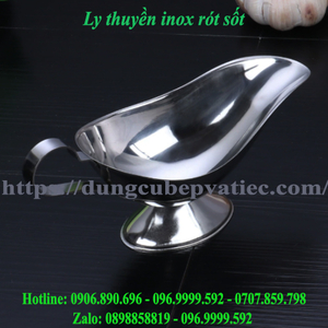 Ly thuyền rót sốt