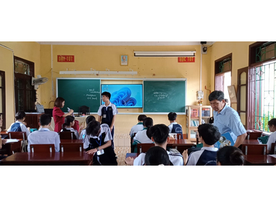 Khung cảm ứng hồng ngoại Gaoke 75 in