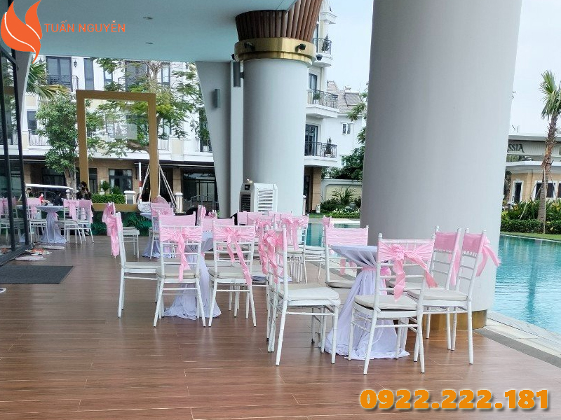 Cho thuê ghế tiffany chất lượng, uy tín