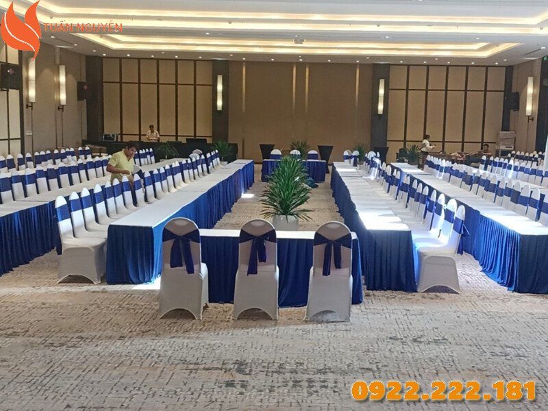 Đơn vị cho thuê bàn ghế uy tín – Tuấn Nguyễn