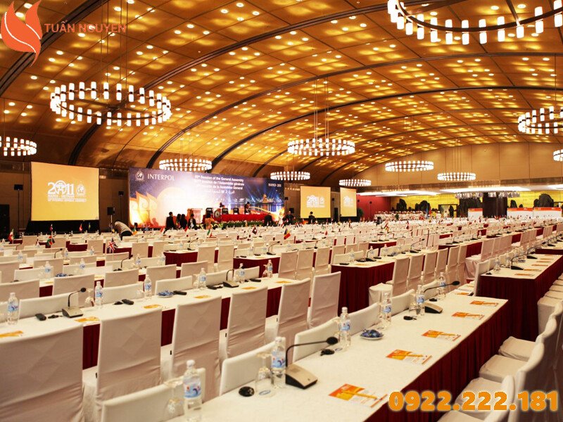 Dịch vụ cho thuê bàn ghế Event giá rẻ, chất lượng tại HCM - Tuấn Nguyễn