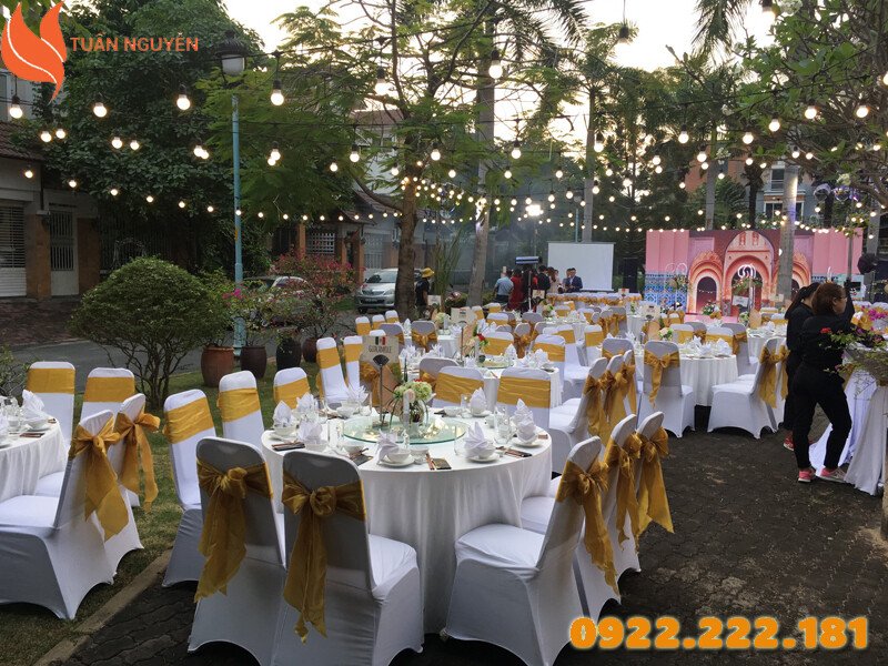 Cho thuê bàn ghế sự kiện giá rẻ, chuyên nghiệp