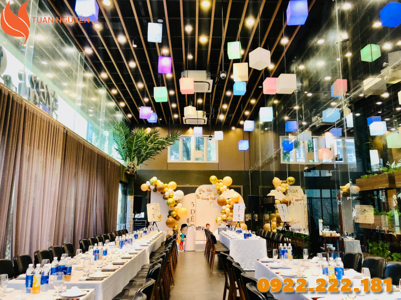 Cách chọn bàn ghế cho tiệc sinh nhật