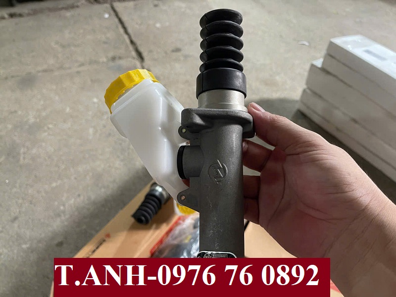 Tổng côn trên Sitrak