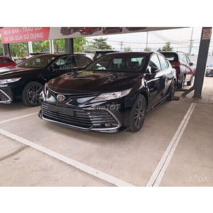 Toyota Camry 2.0Q 2024